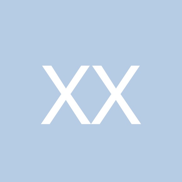 Poshmark profile picture for @bomb